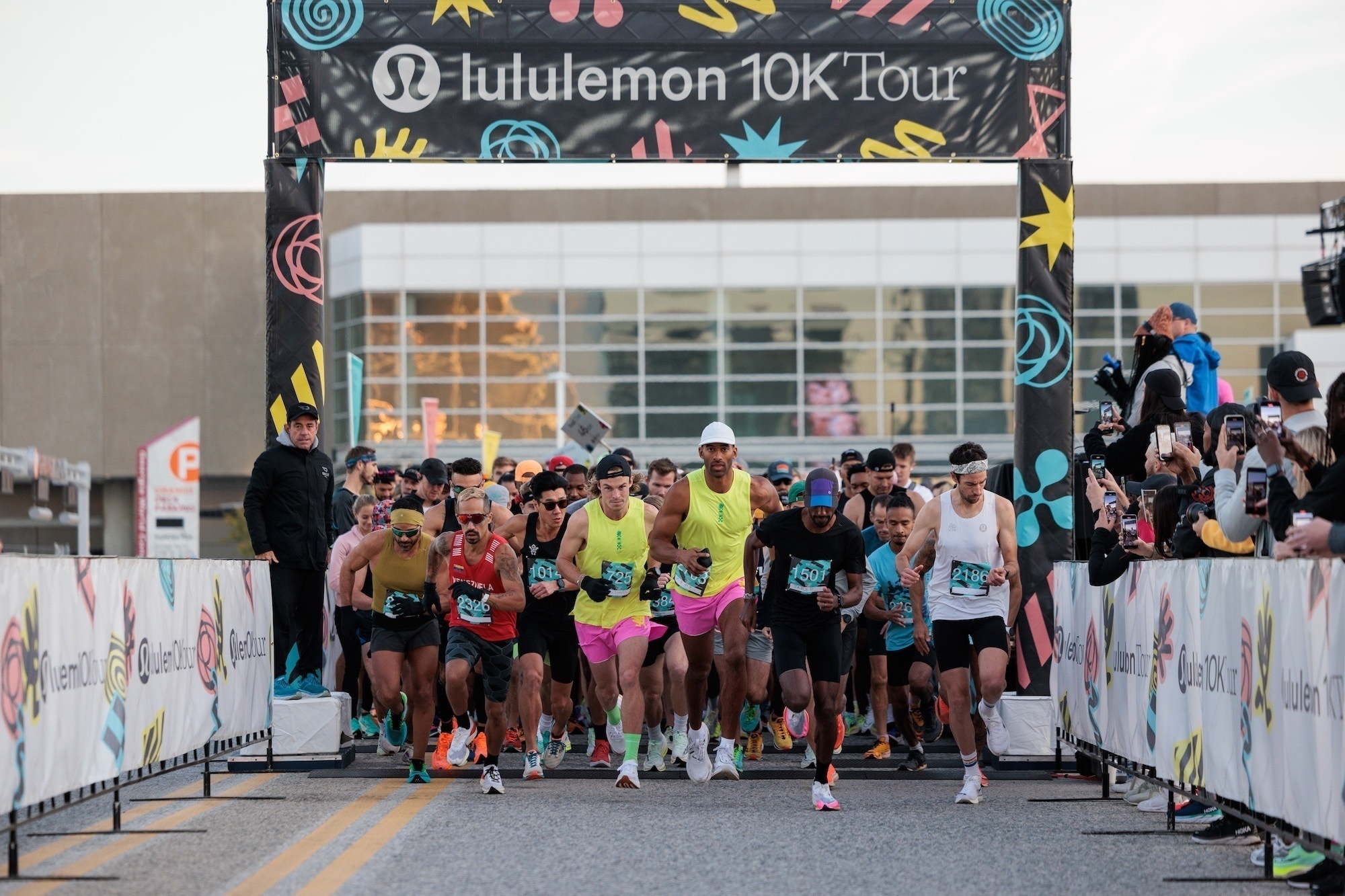 Atlanta runners start the party at the Lululemon 10k Tour